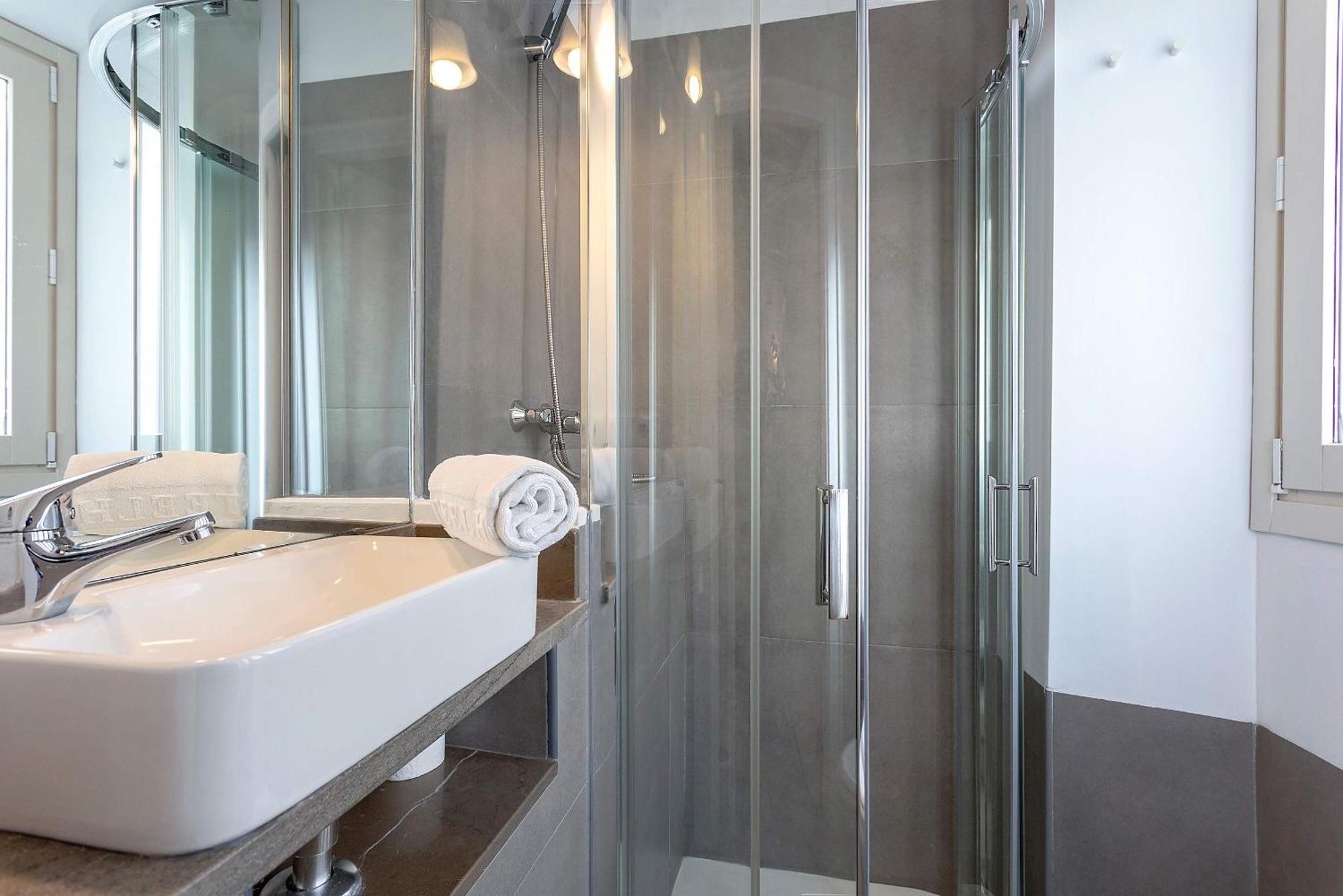 Genteel Home Padre Marchena Seville Ngoại thất bức ảnh